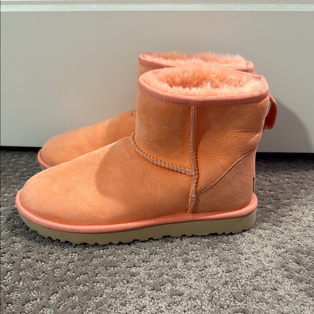 UGG Peach Shearling Boots - Picture 4 of 4